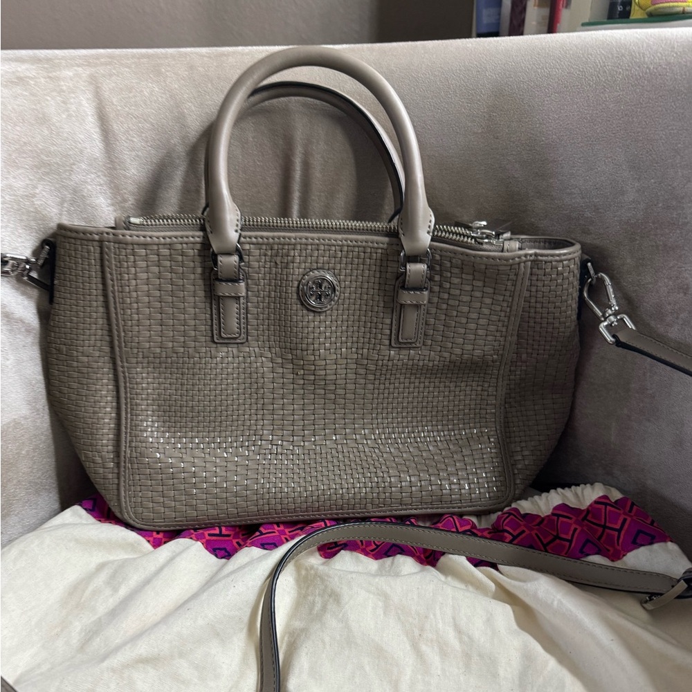 Tory Burch Robinson Double Zip Woven French Gray Leather Multi Tote Bag.